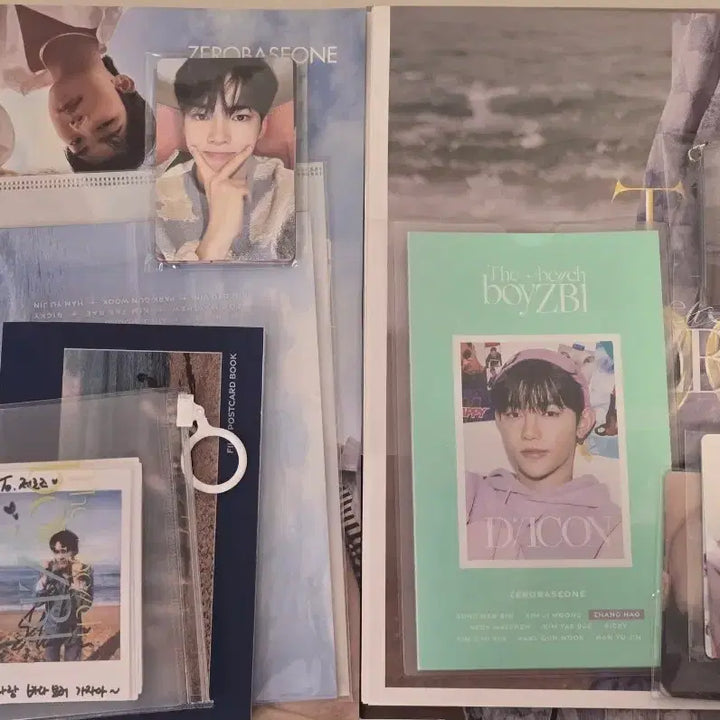 [BUNJANG] ZB1 Zhang Hao Dicon Magazine Photocard Special Set (4-Cut Photo, Postcard, Keyring, Photobook, Album) / 제베원 장하오 디아이콘 화보 잡지 포카 특전 네컷 엽서 키링 포토북 앨범
