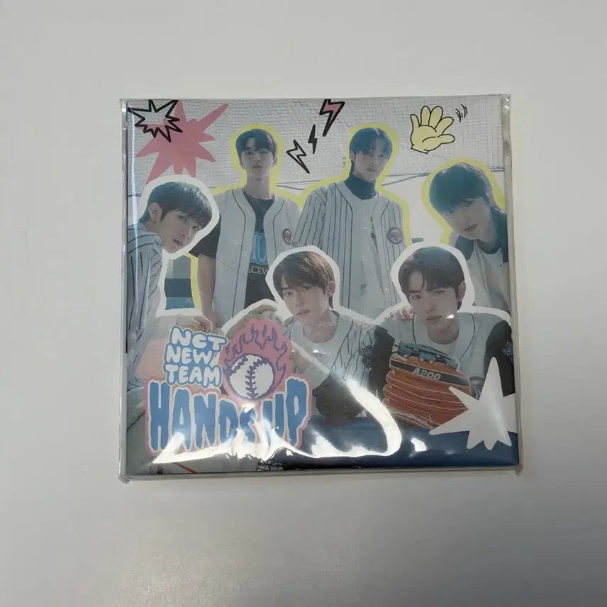[BUNJANG] NewTeam Hands Up A Version Unsealed Album / 위시 뉴팀 핸즈업 a버전 개봉앨범