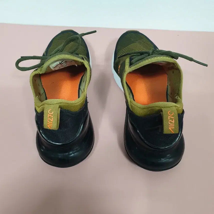 [BUNJANG] Nike Kids Air Max 270 Cardholder 245 Size / 나이키 카키 주니어 에어맥스 270자카드 245사이즈