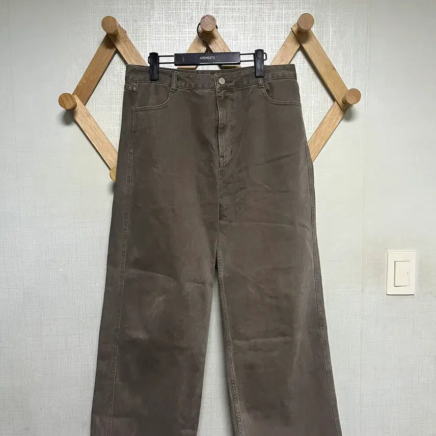 [SOLD OUT] 아모멘토(AMOMENTO) 세미 와이드 부츠컷 데님