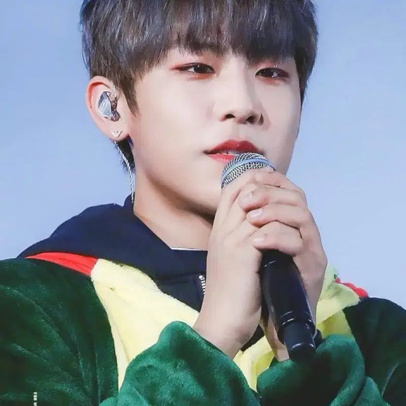 [SOLD OUT] 박우진 인형 공룡깅 진룡이 워너원 에이비식스