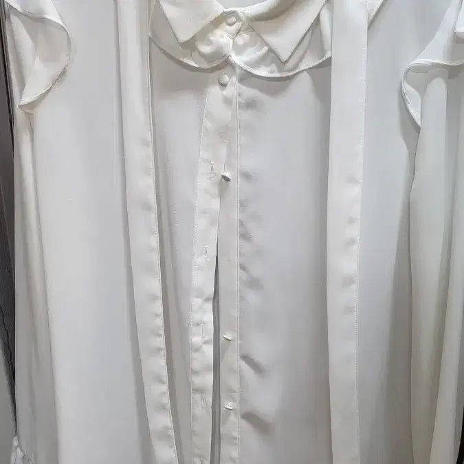 [BUNJANG] MIXXO Frill Ribbon Blouse White / MIXXO 프릴 리본 블라우스 화이트