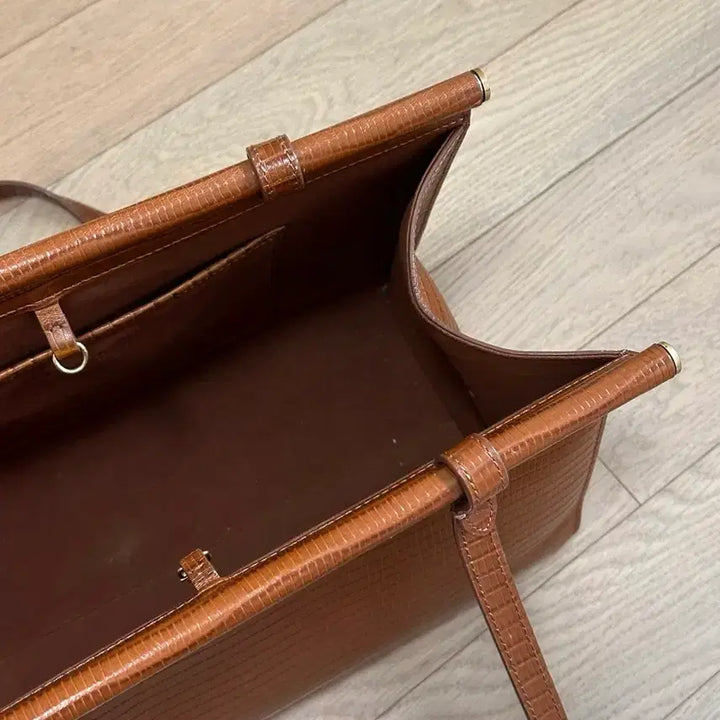 [SOLD OUT] 투티에 파라렐백 브라운