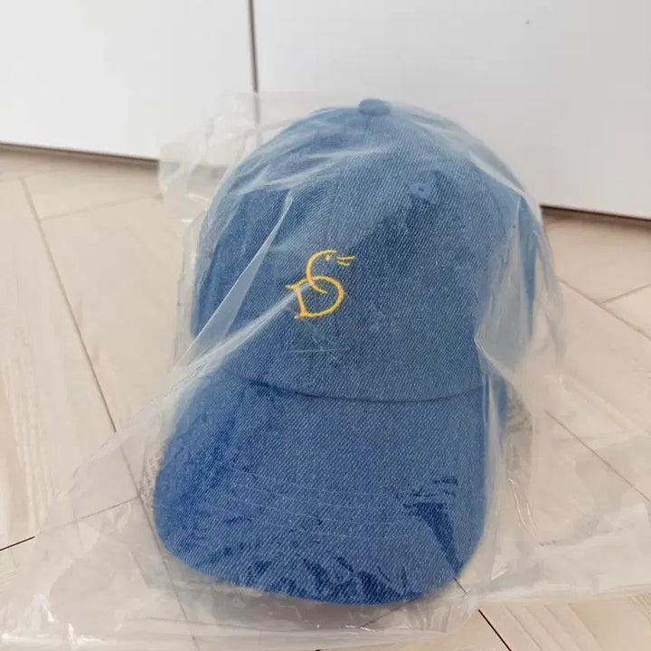 [BUNJANG] Drakes Denim Ball Cap Hat / 드레익스 데님 볼캡 모자