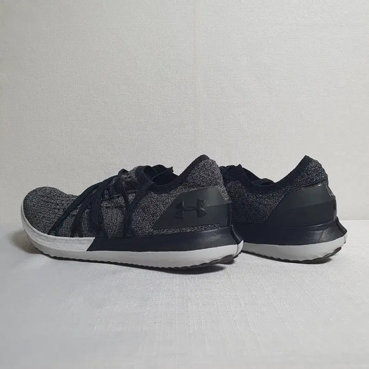 [BUNJANG] Under Armour Slingshot 2 Knit Sneakers - Gray / 270mm 언더아머 UA 슬링샷2 니트 운동화 그레이