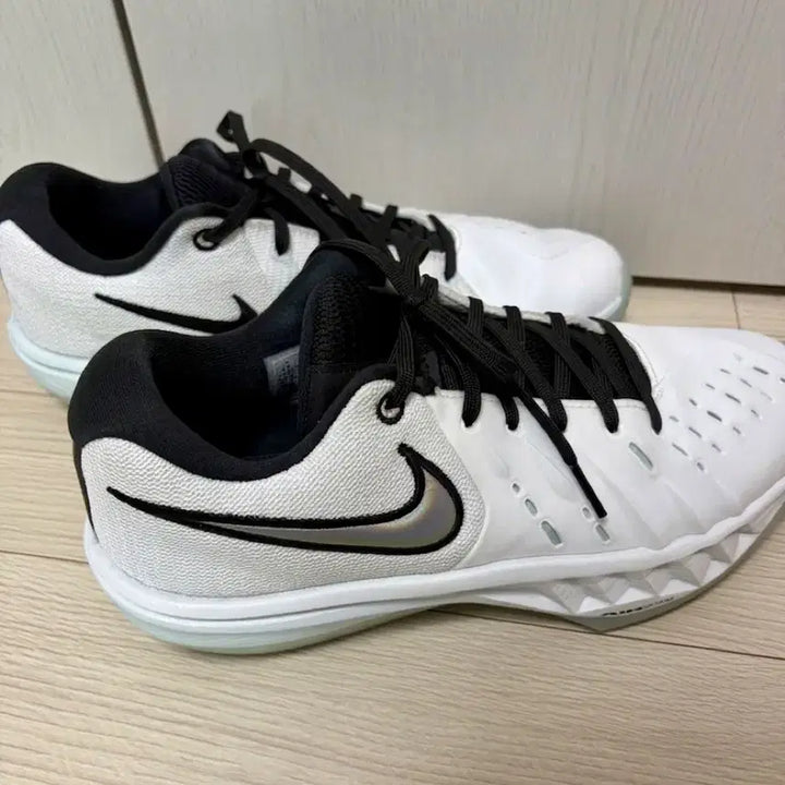 [BUNJANG] Nike GT Cut Academy 2 Basketball Shoes / 나이키 지티컷 아카데미2