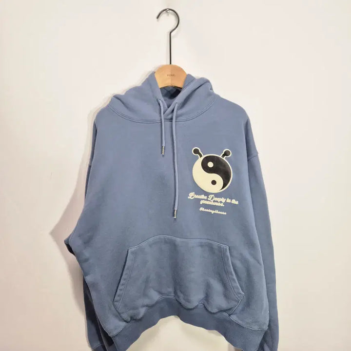 [BUNJANG] The Vinyl House Hooded Sweatshirt Size M / (1) 더바이닐하우스 후드티