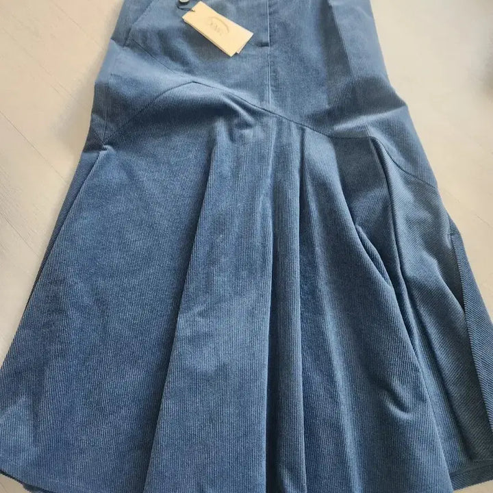 [SOLD OUT] 듀엘 스커트