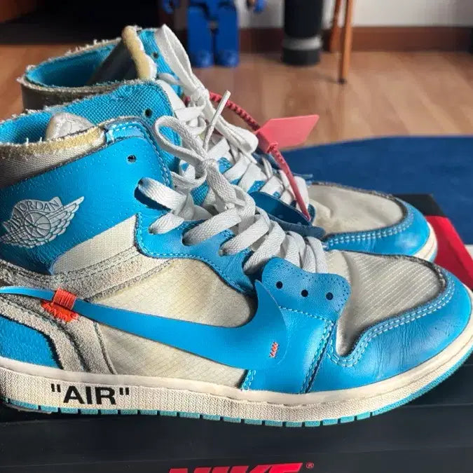 [BUNJANG] Nike Off-White Air Jordan 1 UNC 275 Sneakers / 나이키 오프화이트 에어조던1 UNC 275