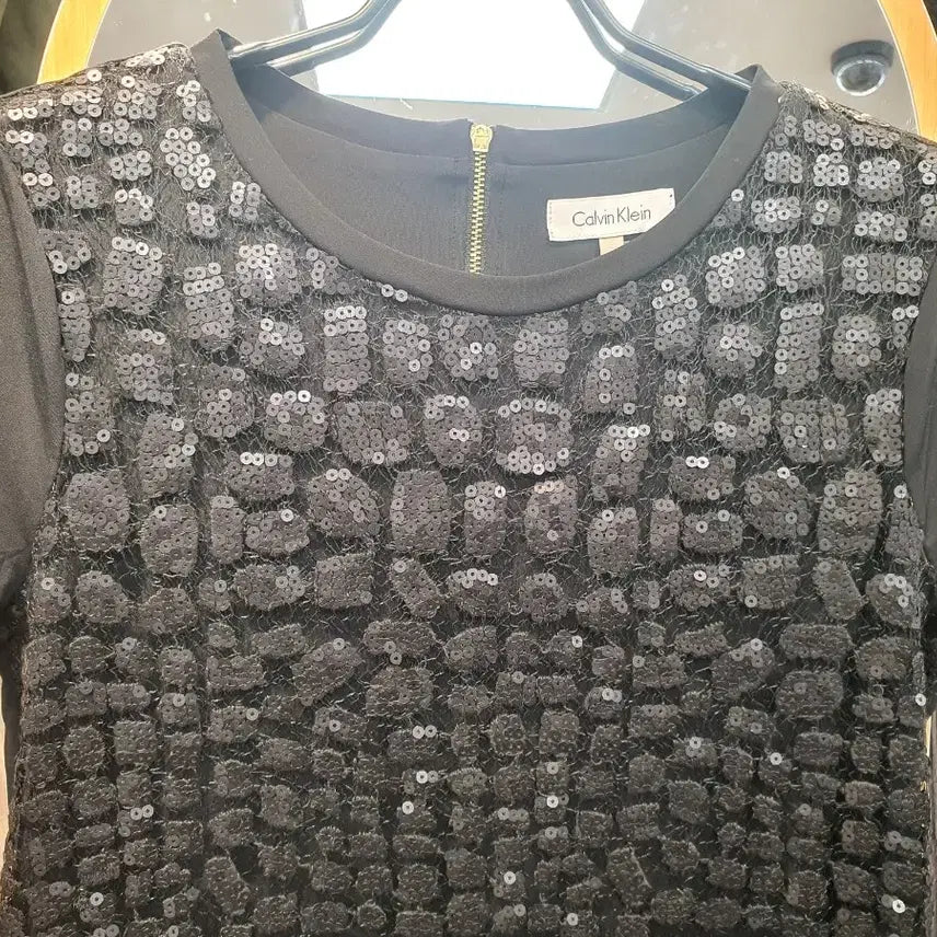 [BUNJANG] Calvin Klein Sequin Lace Color Block Dress / [S] 캘빈클라인 시퀸 레이스 배색 원피스 (상태 좋음)