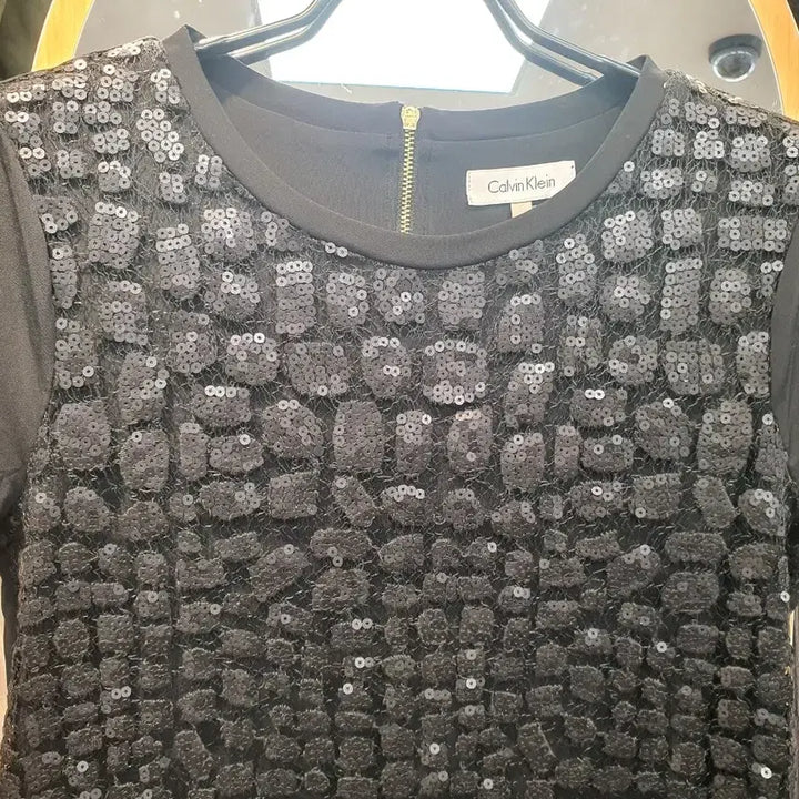 [BUNJANG] Calvin Klein Sequin Lace Color Block Dress / [S] 캘빈클라인 시퀸 레이스 배색 원피스 (상태 좋음)