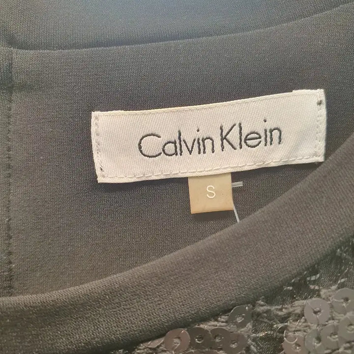 [BUNJANG] Calvin Klein Sequin Lace Color Block Dress / [S] 캘빈클라인 시퀸 레이스 배색 원피스 (상태 좋음)