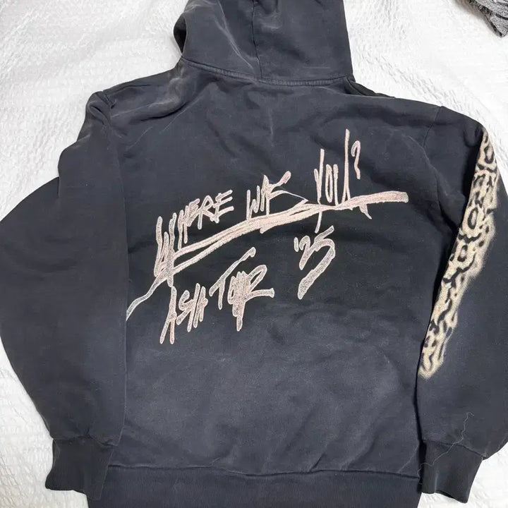 [BUNJANG] Travis Scott Spray Hoodie Black / L 트래비스 스캇 스프레이 후드 블랙