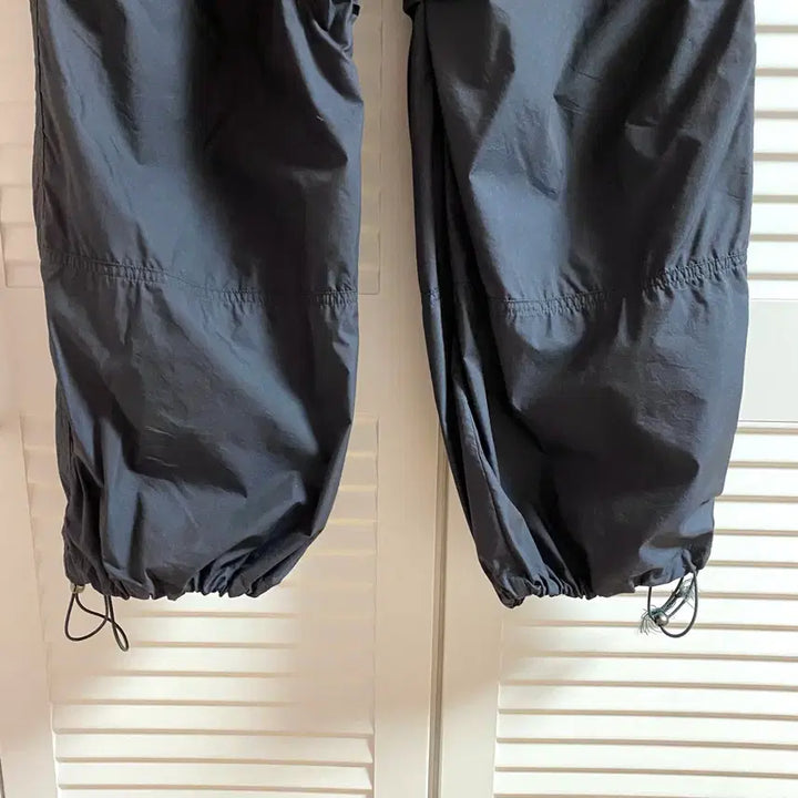[SOLD OUT] 리본빗 Nomad 차콜 카고 팬츠