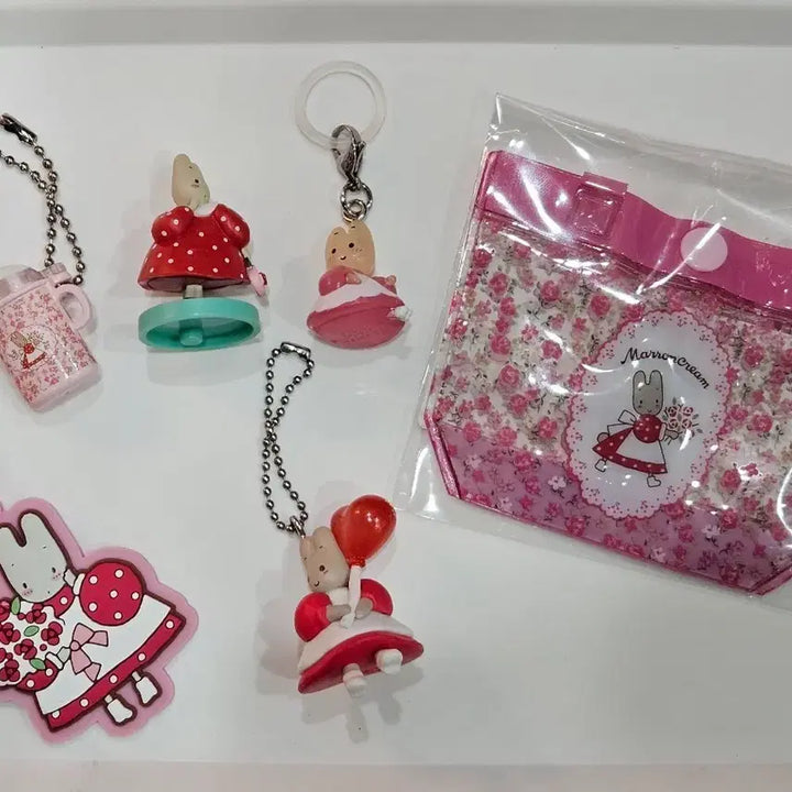 [BUNJANG] Sanrio Marron Cream Figure Bundle / 산리오 마론크림 피규어 굿즈 일괄