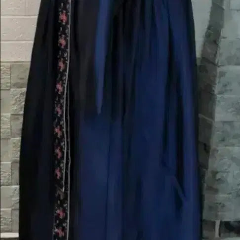[BUNJANG] SseSsil&amp;NaSsil Navy Hanbok Dress / 네이비 여성 계량한복 드레스 (씨실과나씰]