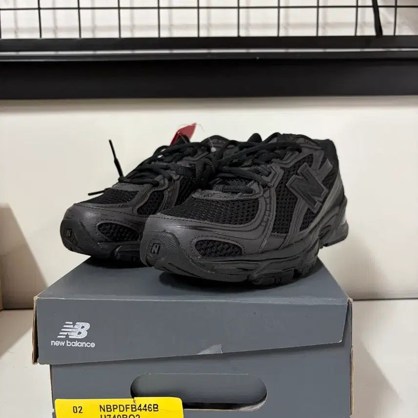 [BUNJANG] New Balance 740 Black Cement Sneakers (235) / (235) 뉴발란스 740 블랙 시멘트 블랙 U740BO2