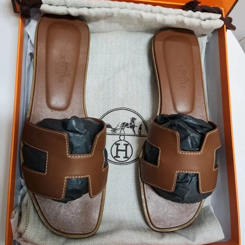 [BUNJANG] Hermès Oran Sandals Brown Size 36 / [정품] 에르메스 오란 샌들 슬리퍼 브라운 36 (여성용)