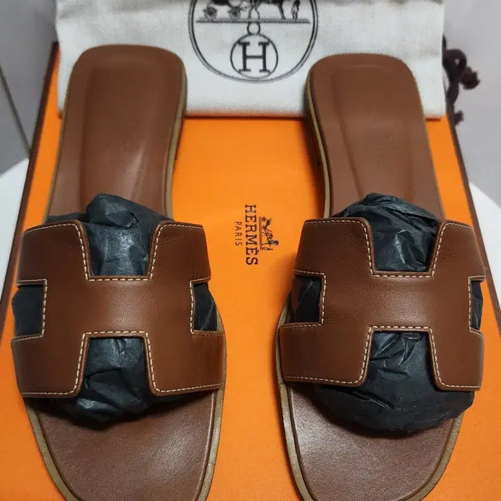 [BUNJANG] Hermès Oran Sandals Brown Size 36 / [정품] 에르메스 오란 샌들 슬리퍼 브라운 36 (여성용)
