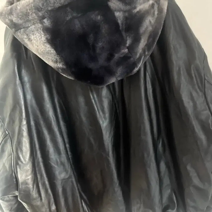 [BUNJANG] Gray Reversible Fur Hooded Zip-up Jacket / 그레이 퍼 후드 집업
