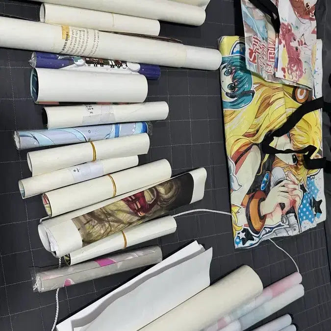 [BUNJANG] Hatsune Miku &amp; Love Live! Poster Bundle Set / 미쿠, 러브라이브 등 포스터 족자 일괄판매