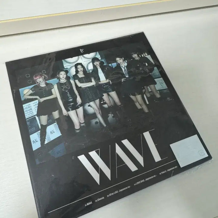 [SOLD OUT] 아이브 일본 WAVE 앨범 (포토북, 포카 O)