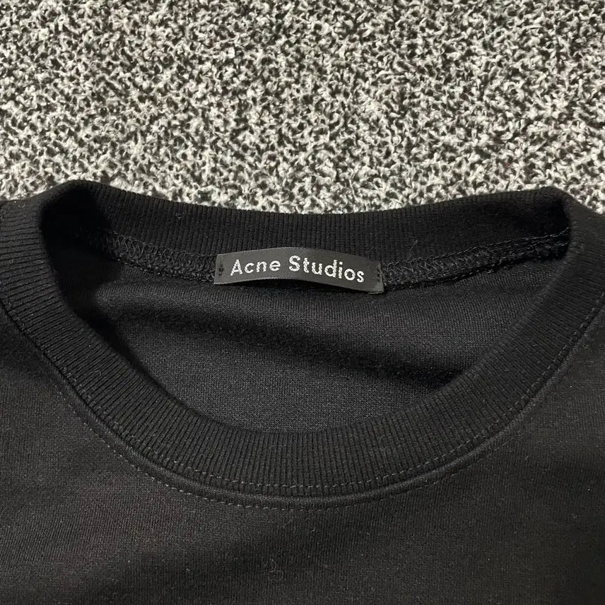 [BUNJANG] Acne Studios Face Patch Sweatshirt Black Yellow / 빈티지9. 아크네스튜디오 페이스 패치 맨투맨 스웻셔츠 블랙 옐로우