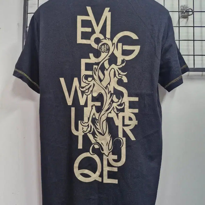 [BUNJANG] EVISU Dragon Print Black T-shirt / 100L 에비수 블랙 용 프린팅 반팔 티셔츠