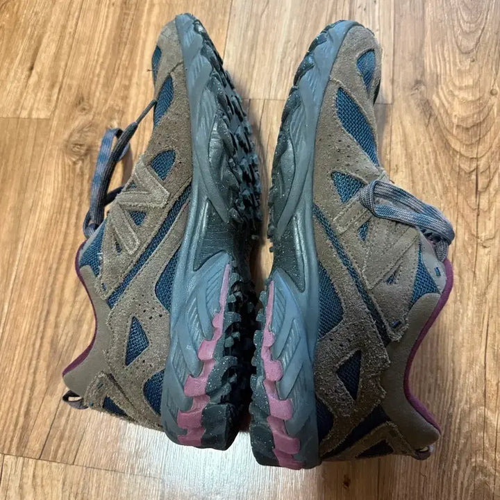[BUNJANG] New Balance ML610T 275 Sneakers / 뉴발란스ML610T 275