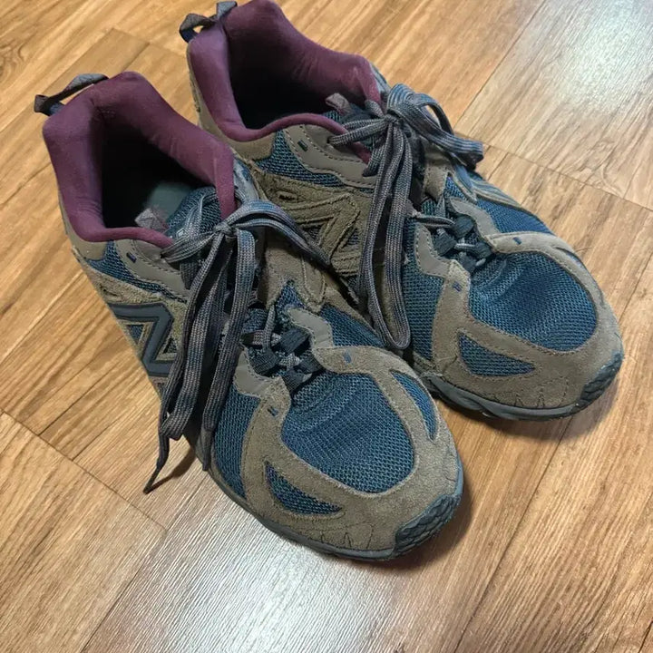 [BUNJANG] New Balance ML610T 275 Sneakers / 뉴발란스ML610T 275