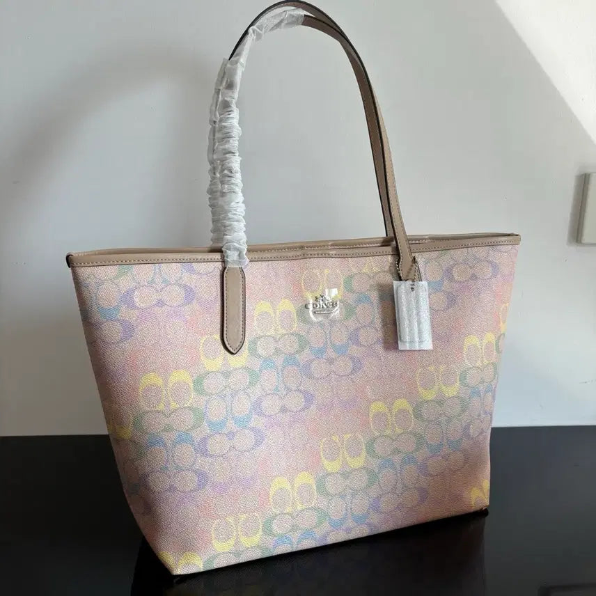 [BUNJANG] Coach Rainbow Signature Canvas Tote Bag / 코치 레인보우 시그니처 캔버스 토트백