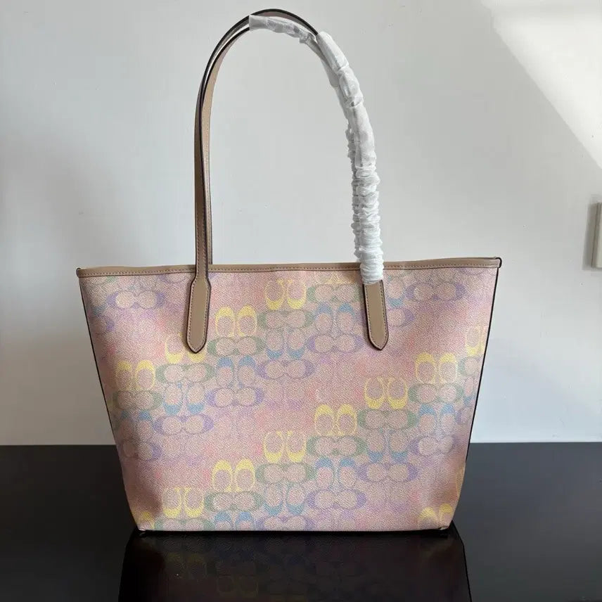 [BUNJANG] Coach Rainbow Signature Canvas Tote Bag / 코치 레인보우 시그니처 캔버스 토트백
