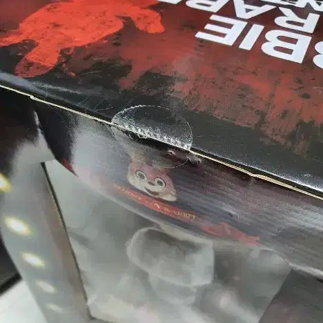 [BUNJANG] Gecco Silent Hill 3 Robbie Rabbit 1/6 Scale Figure / gecco 사힐런트힐3 래빗 핑크 1/6 피규어