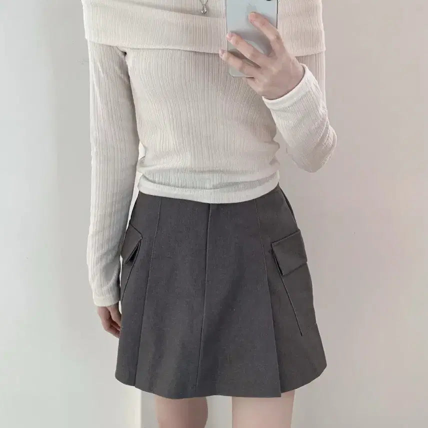 [BUNJANG] Ablie Ribbon Tie Off-Shoulder Top / 에이블리 리본 끈 오프숄더 아이보리 색상