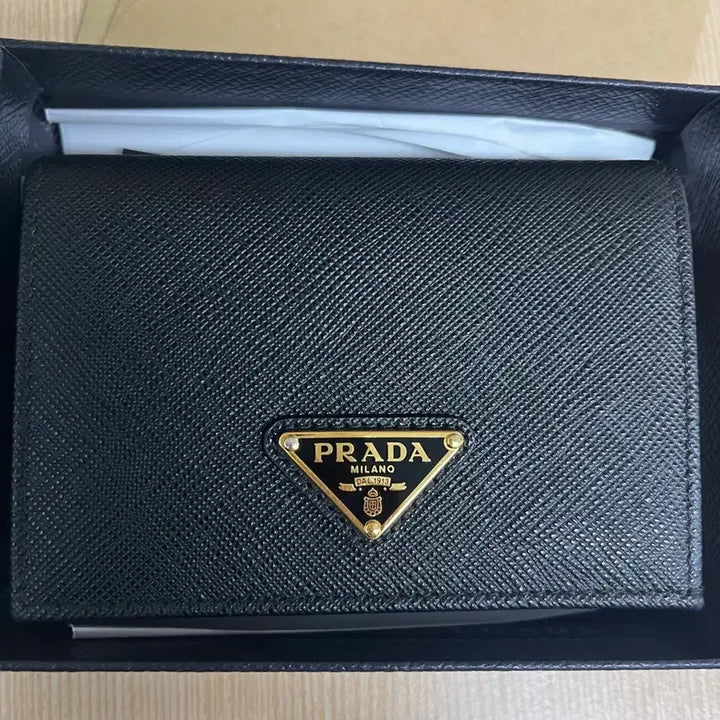 [BUNJANG] Prada Saffiano Triangle Logo Bi-fold Wallet / 프라다 지갑