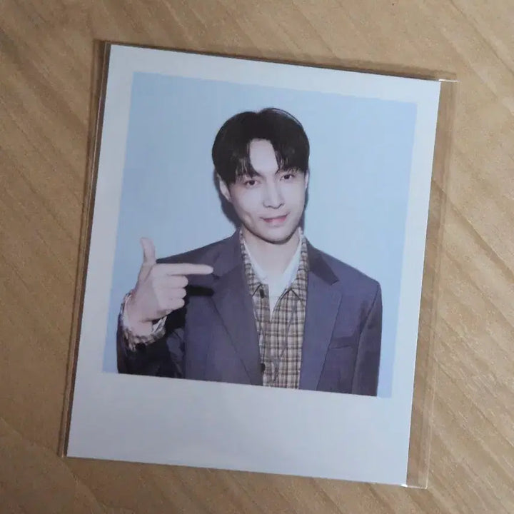 [BUNJANG] EXO Lay Polaroid / 엑소 시그 레이 폴라로이드 판매