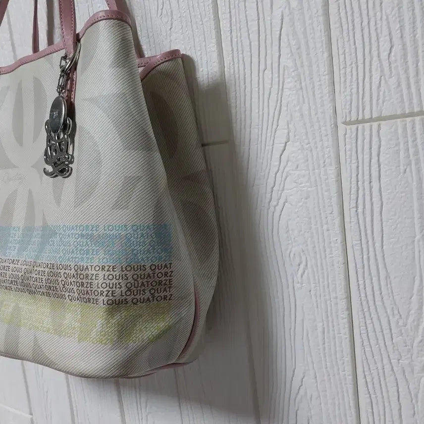 [BUNJANG] Louis Quatorze Tote Bag Ivory Pink Trim / 루이까또즈 토트백