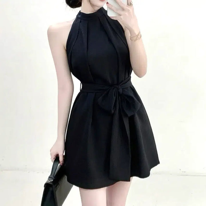 [BUNJANG] Halter Neck Ribbon Flare Mini Dress Black / 새상품 홀터넥 리본 플레어 미니 원피스 블랙