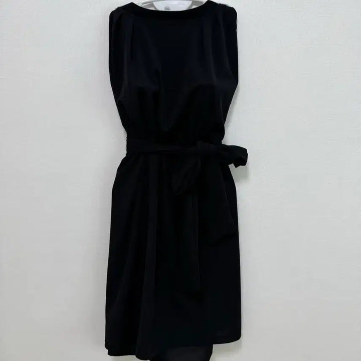 [BUNJANG] Halter Neck Ribbon Flare Mini Dress Black / 새상품 홀터넥 리본 플레어 미니 원피스 블랙
