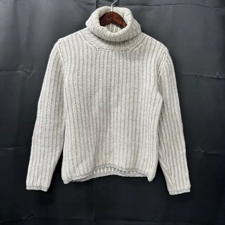 [BUNJANG] Moncler Turtleneck Knit Sweater / 몽클레어 터틀넥 니트