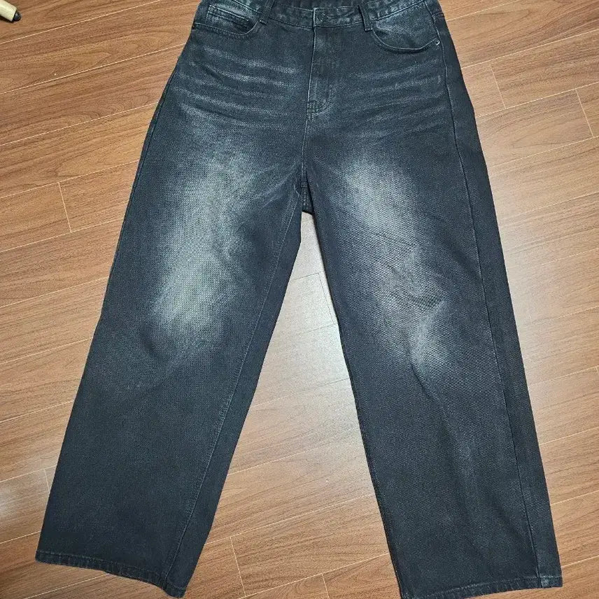 [BUNJANG] Man In Fit Wide Black Denim Jeans / 맨인핏 와이드 흑청데님