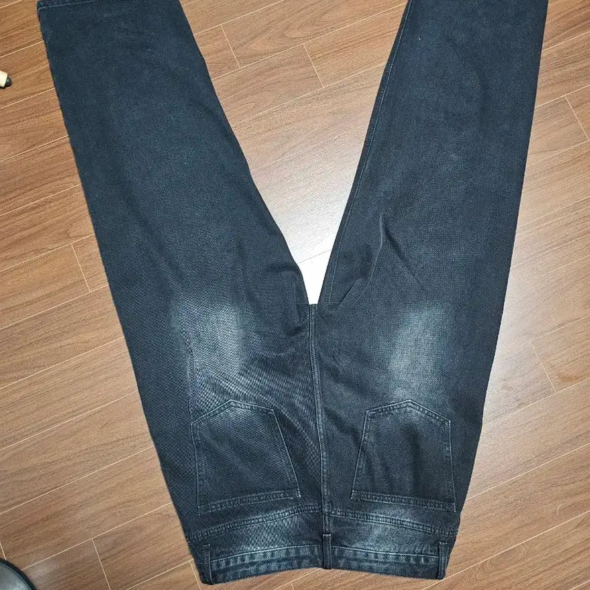 [BUNJANG] Man In Fit Wide Black Denim Jeans / 맨인핏 와이드 흑청데님