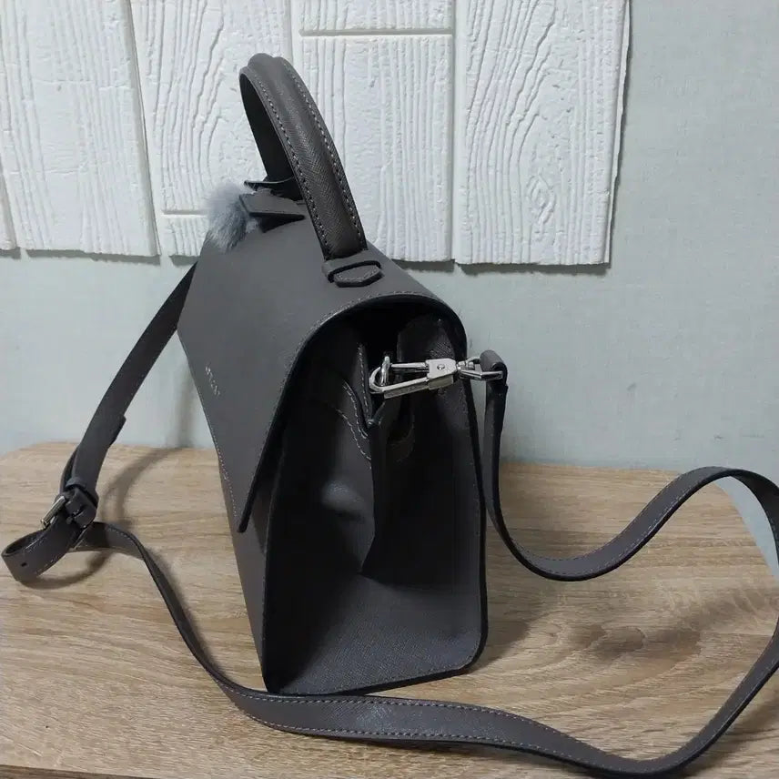 [BUNJANG] Lovecat Tote &amp; Cross Bag (New) / 러브캣 토트 &amp;크로스백 (새가방)