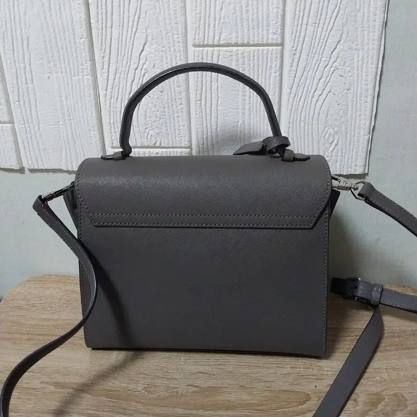 [BUNJANG] Lovecat Tote &amp; Cross Bag (New) / 러브캣 토트 &amp;크로스백 (새가방)
