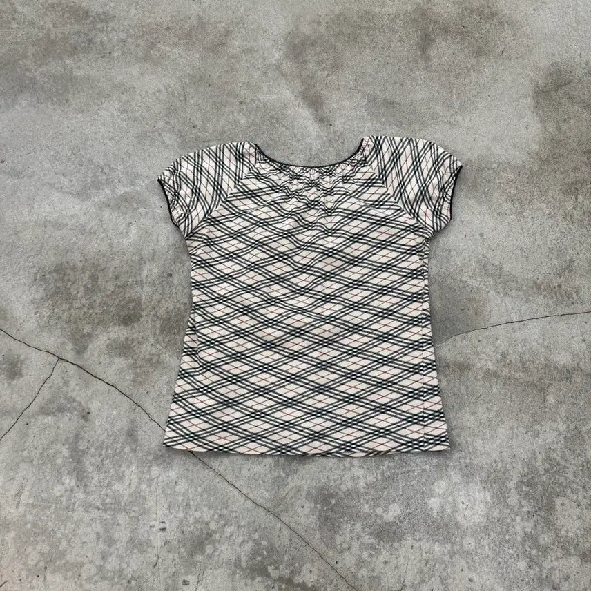 [SOLD OUT] 버버리 노바체크 오프숄더 반팔