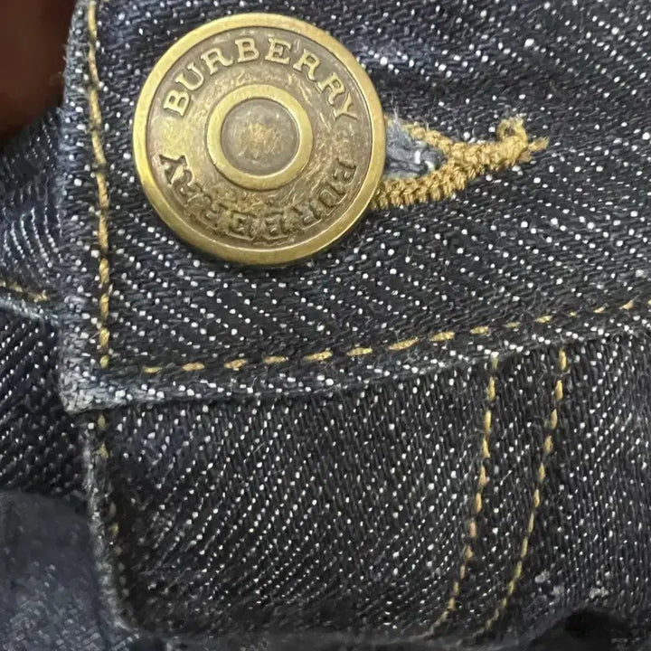 [BUNJANG] Burberry Tapered Leg Denim Jeans W31 L32 / 버버리 데님 팬츠