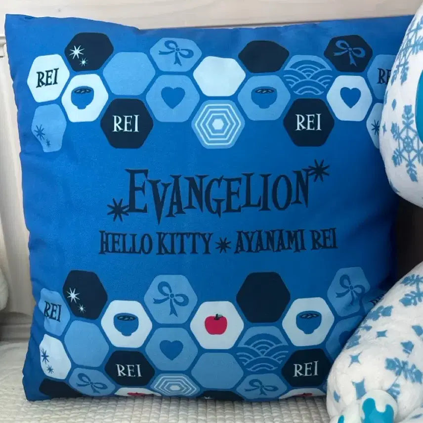[BUNJANG] Evangelion Rei Ayanami x Hello Kitty Cushion / 키티 레이 에반게리온 쿠션