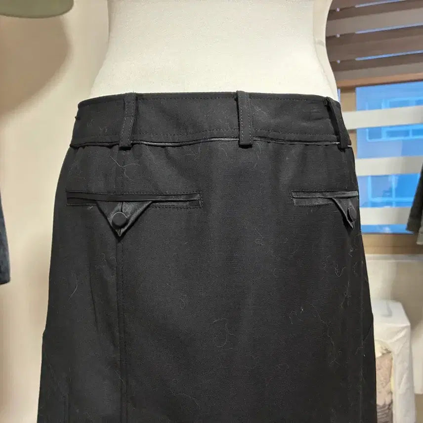 [BUNJANG] Vintage Black Midi Skirt / 빈티지 블랙 미디 스커트