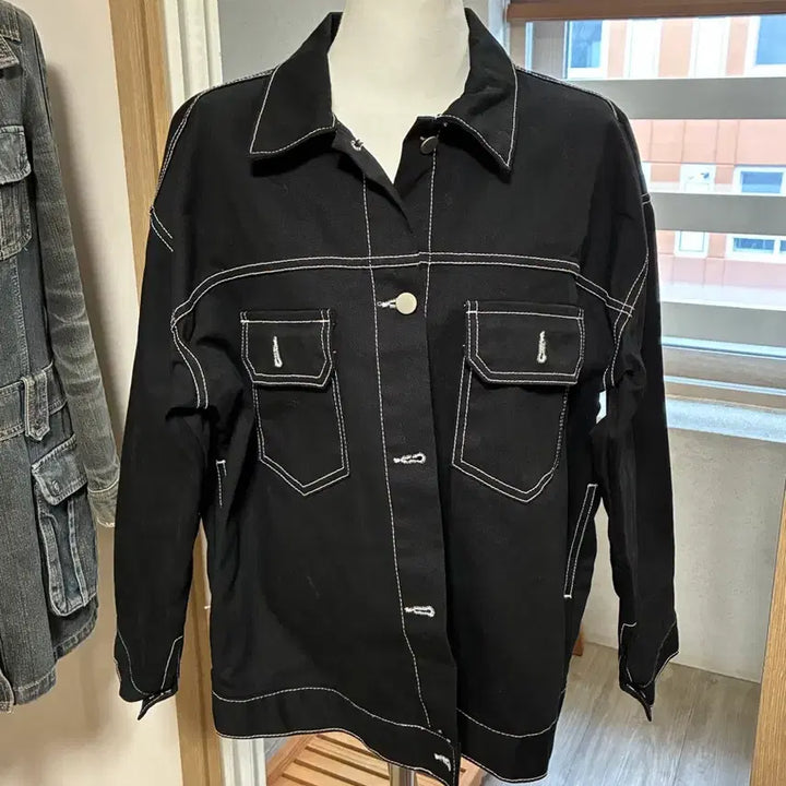 [BUNJANG] Black Stitch Jacket / 블랙 스티치 자켓