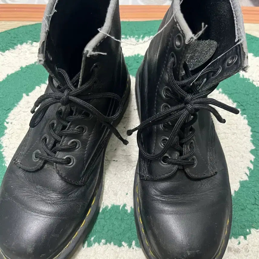 [BUNJANG] Dr. Martens 8-Eye Boots UK 4 / 닥터마틴 8홀 uk4